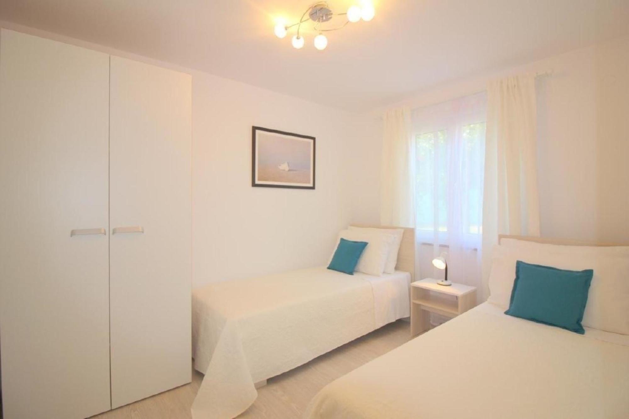 Ferienhaus Lorena Mit Pool In Poreč